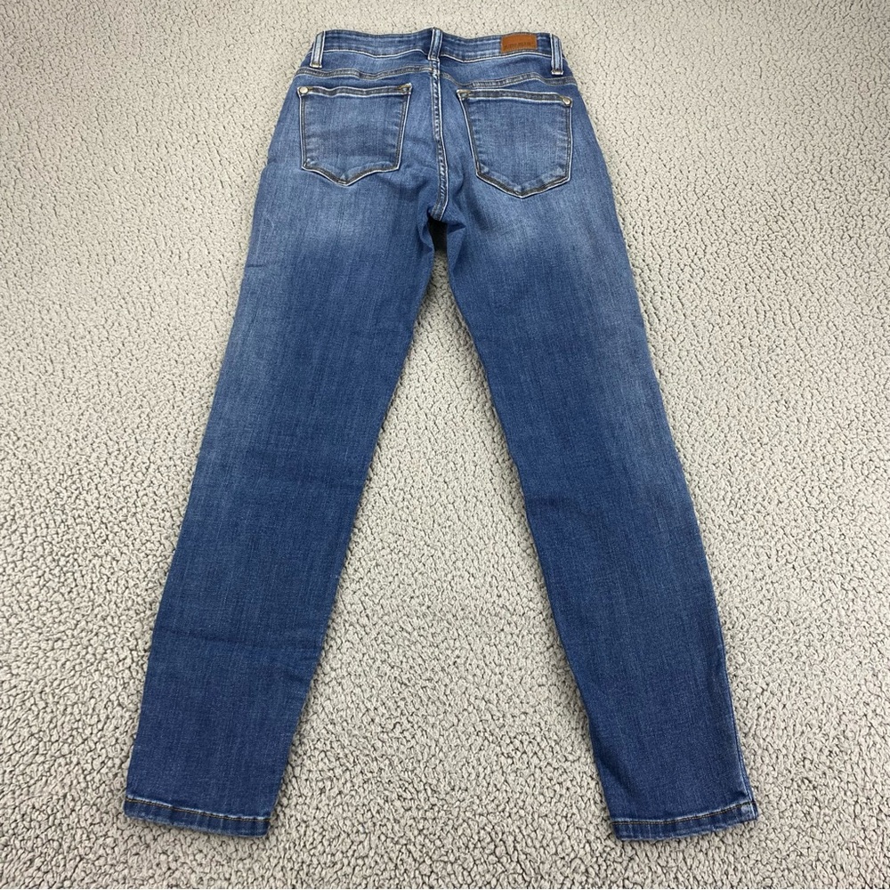 Judy Blue Women's Relaxed Fit Ankle Stretch Denim Jeans  |  Size:  3/26 - Picture 4 of 14